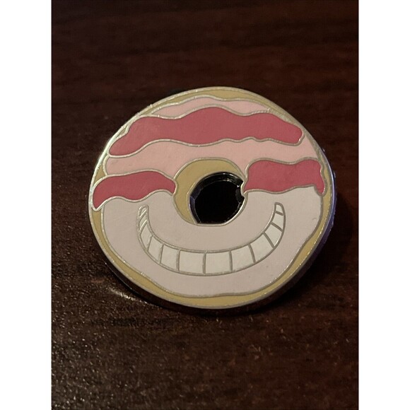 Disney Cheshire Cat Character Donut Mystery Trading Pin - Picture 1 of 4